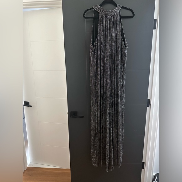 Halogen Metallic High Neck Wide Leg Jumpsuit size 3x NWT from Nordstroms - Picture 2 of 7